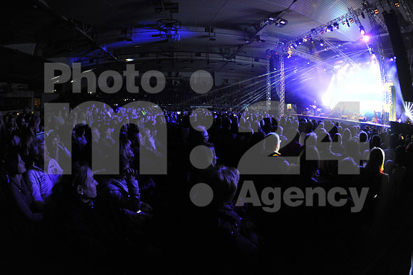Ljubljana, Hala Tivoli, Concert (6. Rojstni dan Radia Aktual - Birthday of Radio Aktual - Novi Fosili)