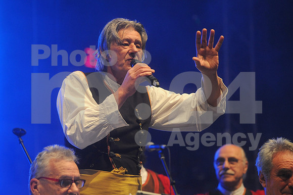 Ljubljana, Hala Tivoli, Concert (6. Rojstni dan Radia Aktual - Birthday of Radio Aktual - Novi Fosili)