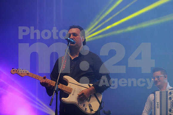 Ljubljana, Hala Tivoli, Concert (6. Rojstni dan Radia Aktual - Birthday of Radio Aktual - Novi Fosili)