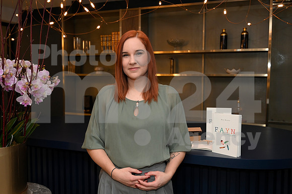 2022-01-26, Maja Monrue, predstavitev knjige (Foto - Saso Radej)