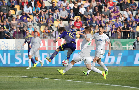 First division (NK Maribor - NK Olimpija)