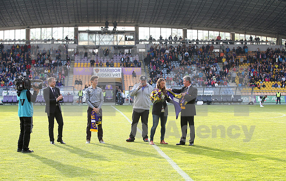 First division (NK Maribor - NK Olimpija)