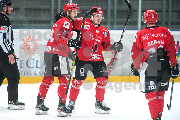 Alps Hockey League ( HDD Jesenice - Steel Wings Linz )