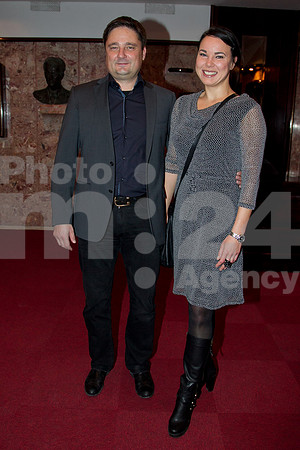 Premiere (ABC oder Krieg, premiera)