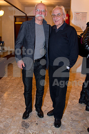 Premiere (ABC oder Krieg, premiera)