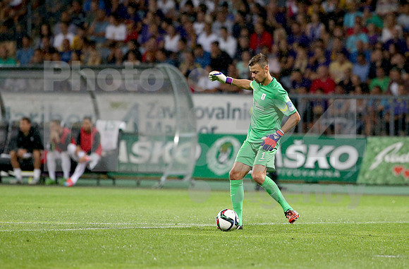 First Division (NK Maribor - NK Olimpija)