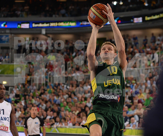 Eurobasket 2013 match (France - Lithuania)