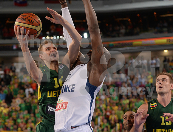 Eurobasket 2013 match (France - Lithuania)
