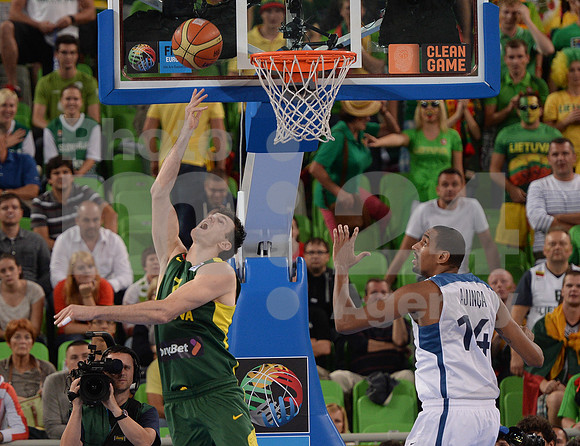 Eurobasket 2013 match (France - Lithuania)
