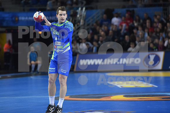 Group B (Slovenia - Iceland)