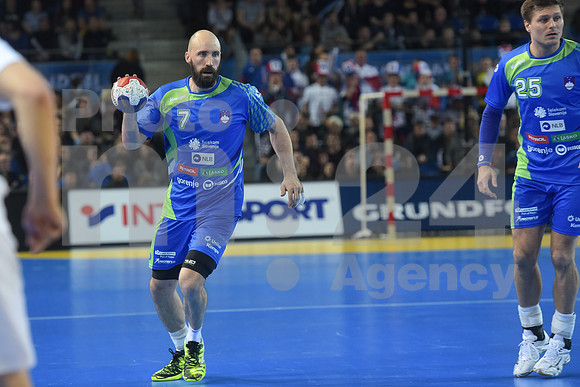 Group B (Slovenia - Iceland)