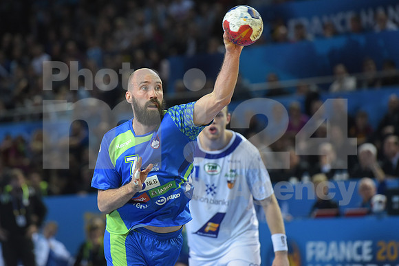 Group B (Slovenia - Iceland)