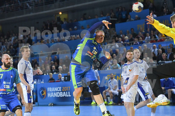 Group B (Slovenia - Iceland)