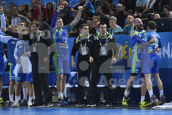 Group B (Slovenia - Iceland)