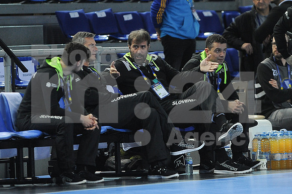 Group B (Slovenia - Iceland)