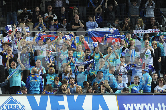 Group B (Slovenia - Iceland)