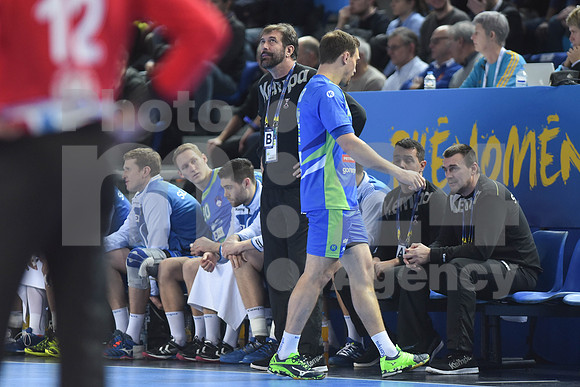 Group B (Slovenia - Macedonia)
