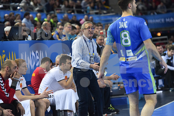 Group B (Slovenia - Macedonia)