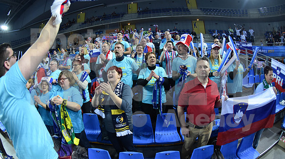 Group B (Slovenia - Macedonia)