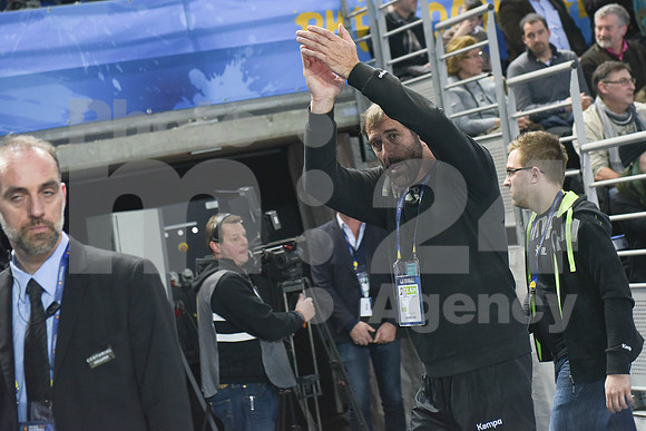Group B (Slovenia - Macedonia)