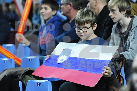 Group B (Slovenia - Macedonia)