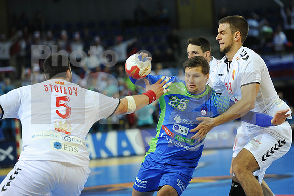 Group B (Slovenia - Macedonia)