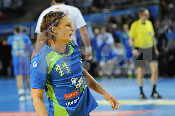 Group B (Slovenia - Macedonia)