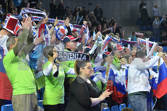 Group B (Slovenia - Tunisia)