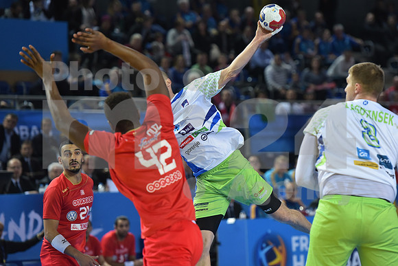 Group B (Slovenia - Tunisia)