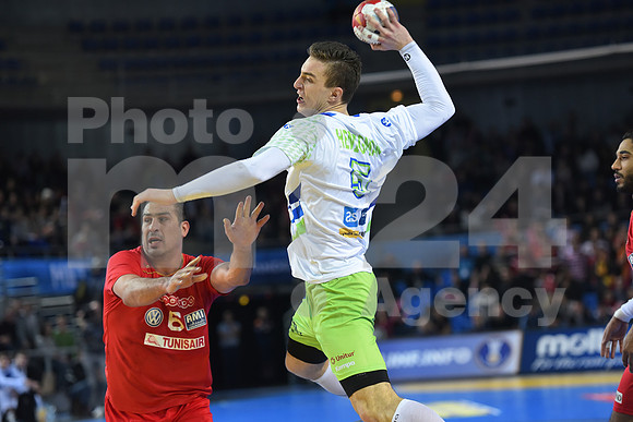 Group B (Slovenia - Tunisia)