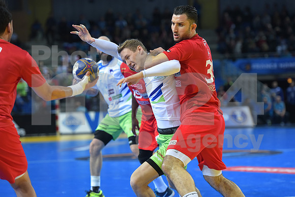 Group B (Slovenia - Tunisia)