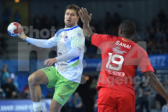 Group B (Slovenia - Tunisia)