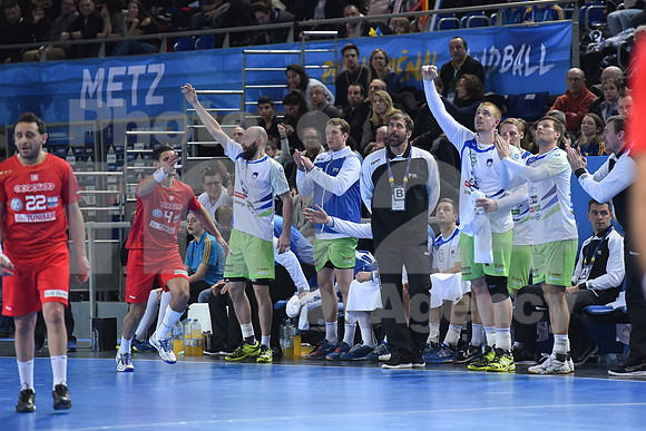 Group B (Slovenia - Tunisia)