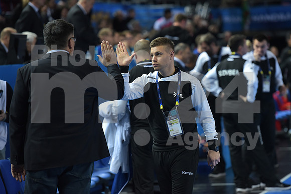 Group B (Slovenia - Tunisia)