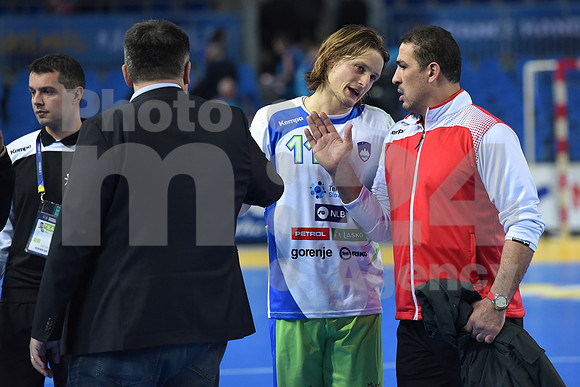 Group B (Slovenia - Tunisia)