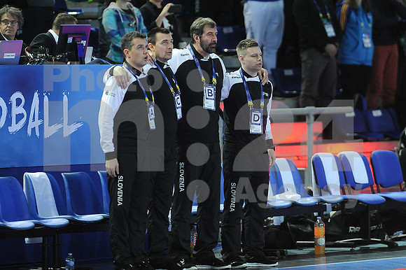 Group B (Slovenia - Tunisia)