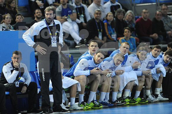 Group B (Slovenia - Tunisia)
