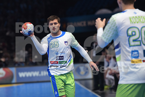 Quarter-finals (Slovenia - Qatar)