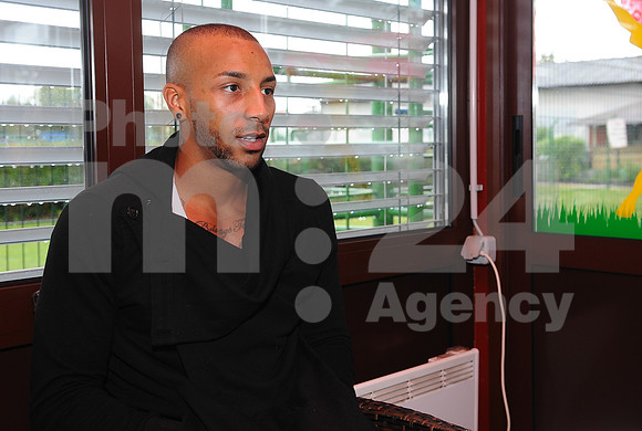 Interview (Joshua Parker)