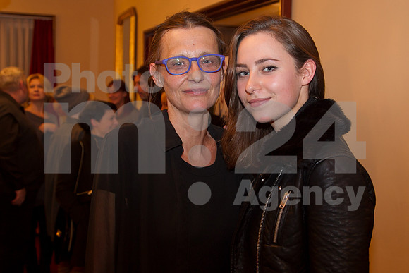 Premiere (ABC oder Krieg, premiera)