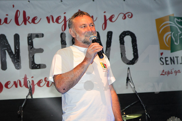 Party (Jernejevo 2016, Petkova Pumpa in Tanja Zagar)