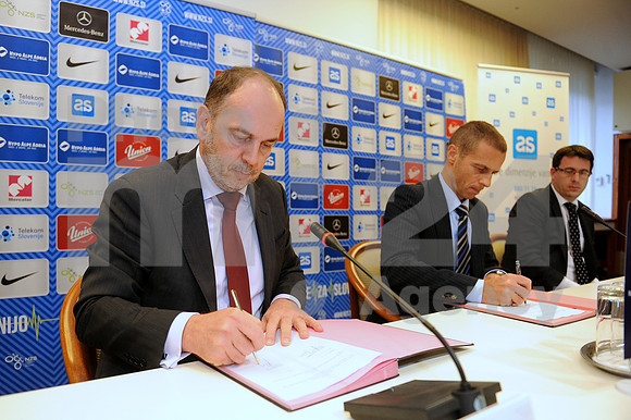 Brdo, Press conference (Football association of Slovenia)