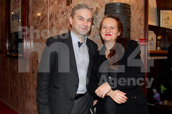 Premiere (ABC oder Krieg, premiera)