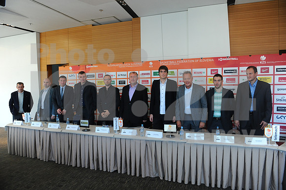 Press conference (League Telemach)