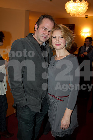 Premiere (ABC oder Krieg, premiera)