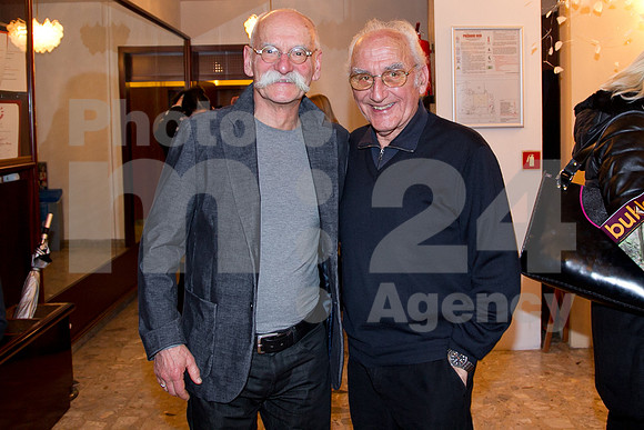 Premiere (ABC oder Krieg, premiera)