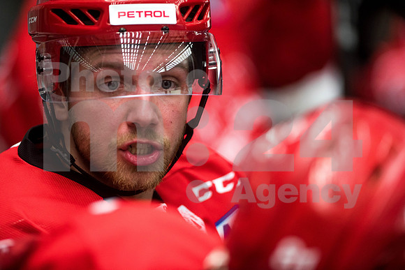 Alps Hockey League ( HDD Jesenice - Steel Wings Linz )