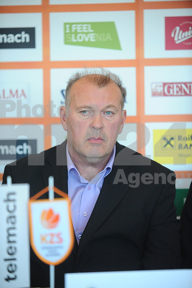 Press conference (League Telemach)