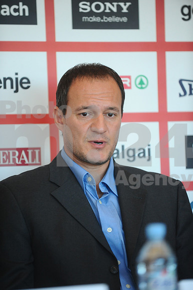 Press conference (League Telemach)