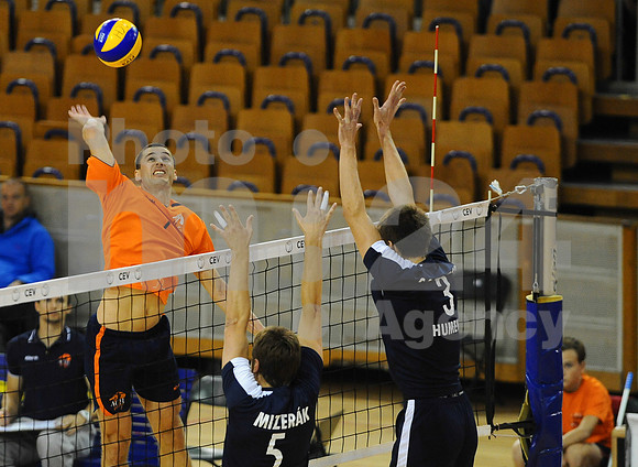 Mevza (ACH Volley - Chemes Hummene)